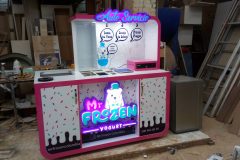 diseno_y_produccion_de_exhibidores__mr_frozen